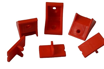 Ъглова сглобка 24х24х20  червена 